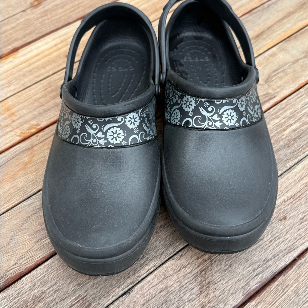 Black CROCS Sz 8